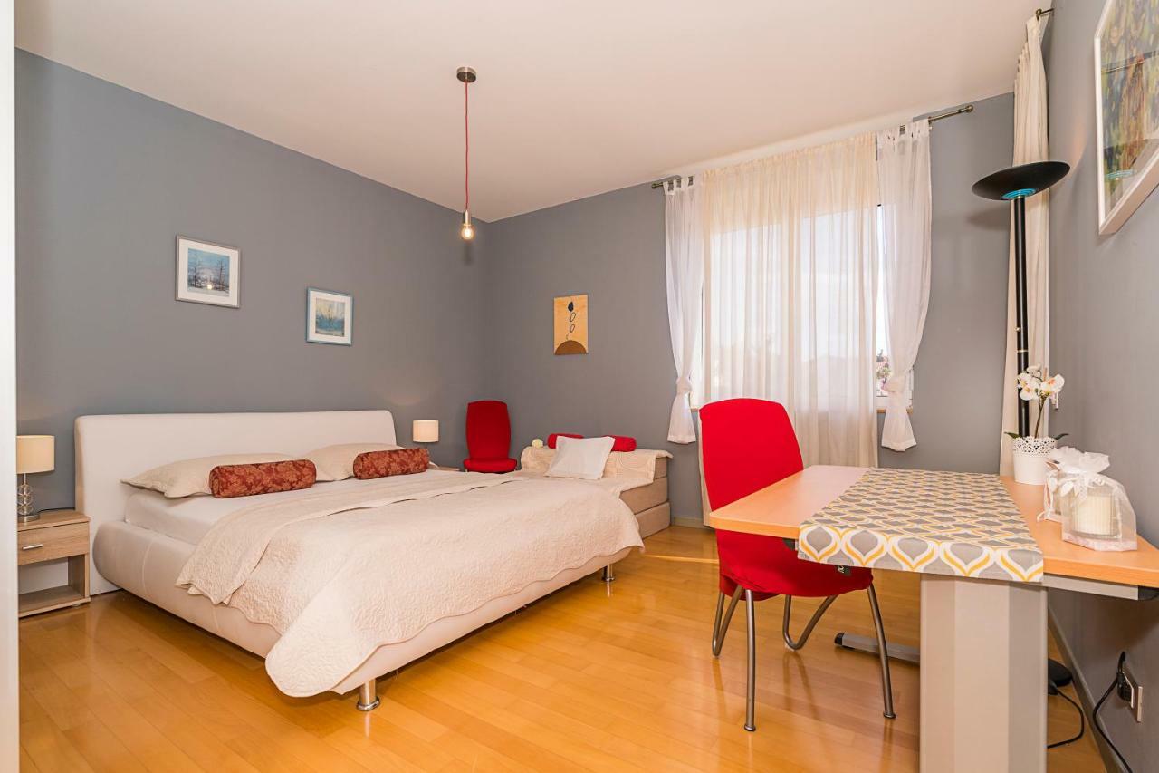 Apartment Old Town With Sea View Split Exterior photo